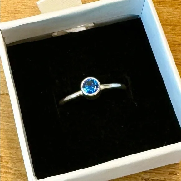 New bright Blue Spinel and solid Sterling Silver stacking Ring size 8.5 or 9 - Picture 4 of 8